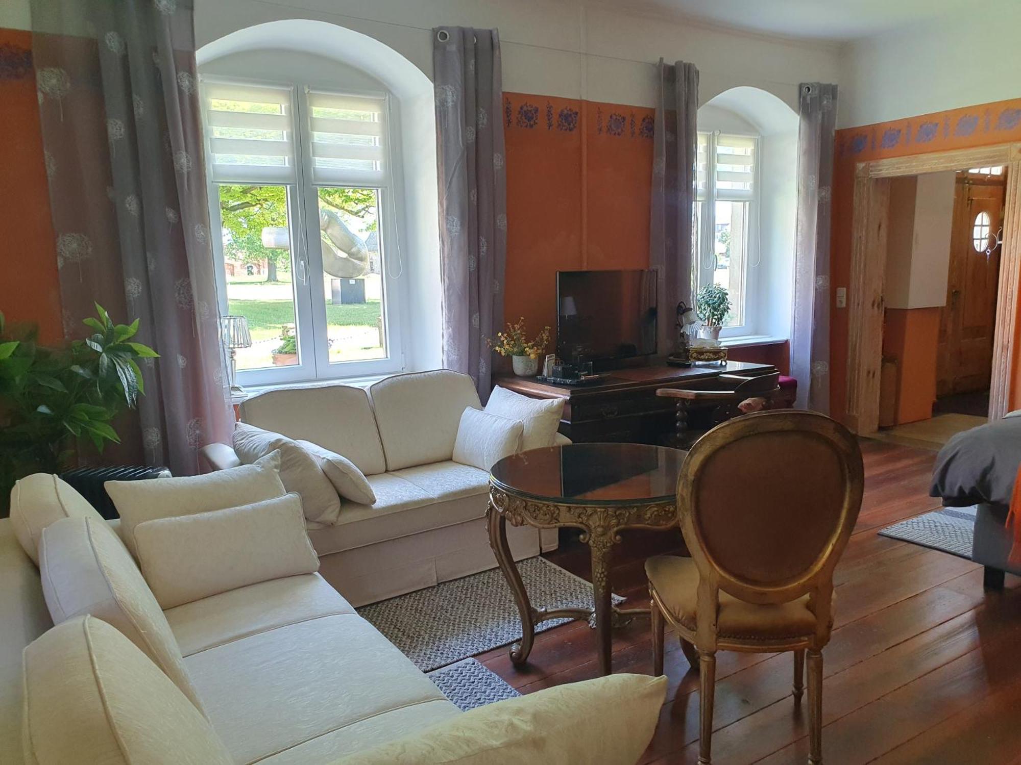 Gesindehaus Am Schloss Kummerower See Kummerow  Luaran gambar